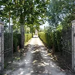 Tuscan Escape For Families * Casole dʼElsa