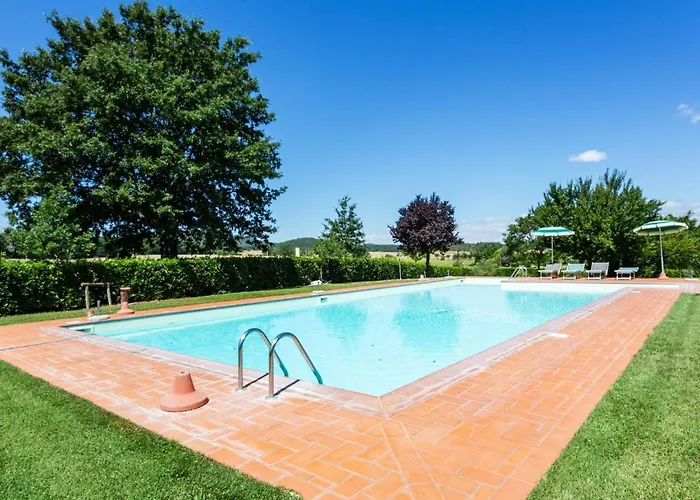 Tuscan Escape For Families Апартаменты *