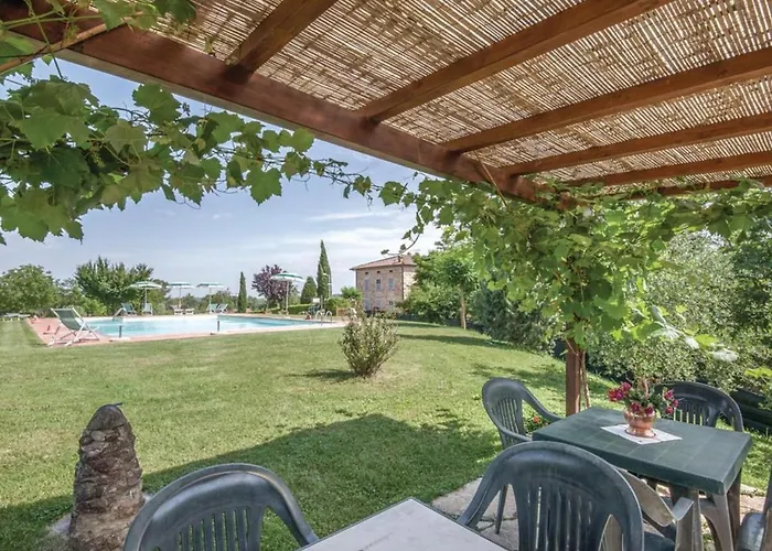 Tuscan Escape For Families Казоле-д'Эльса